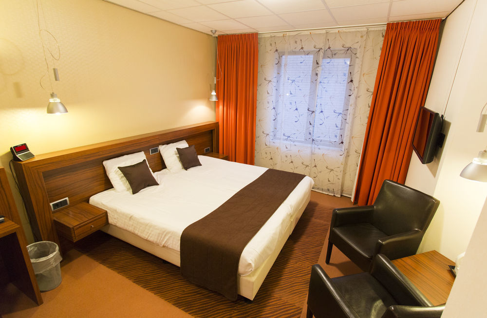 Hotel Restaurant Talens Коеворден Екстериор снимка